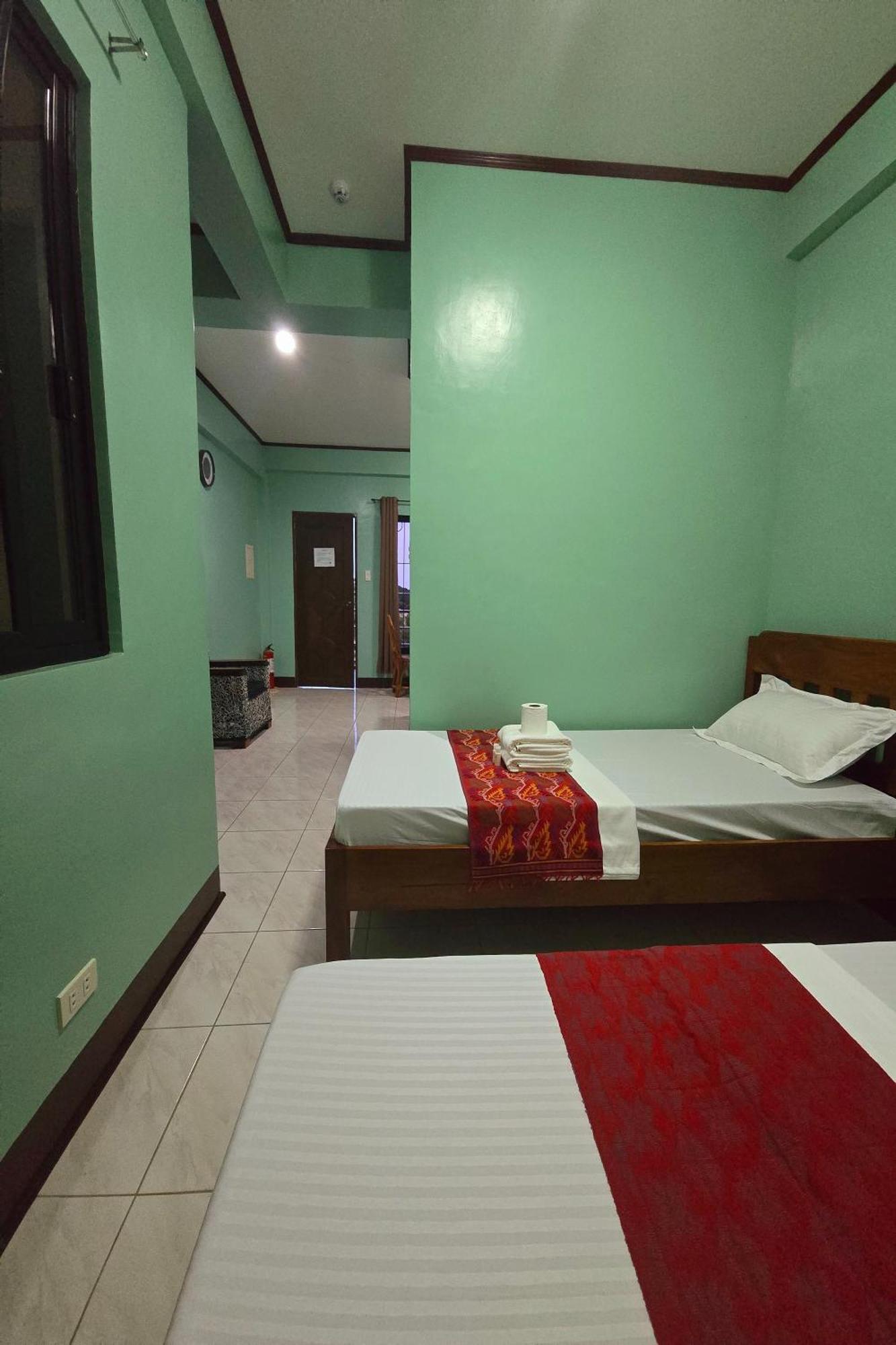 Nober Pension House City Center Puerto Princesa Exterior foto