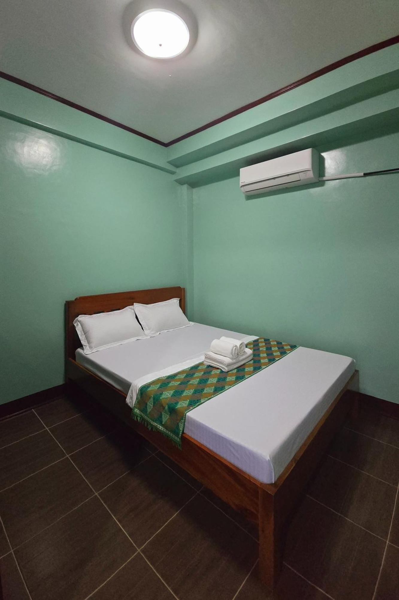Nober Pension House City Center Puerto Princesa Exterior foto